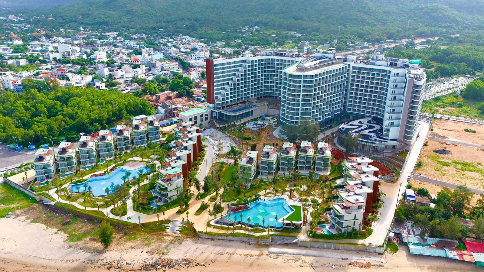 CẬP NHẬT TIẾN ĐỘ XÂY DỰNG CHARM RESORT LONG HẢI