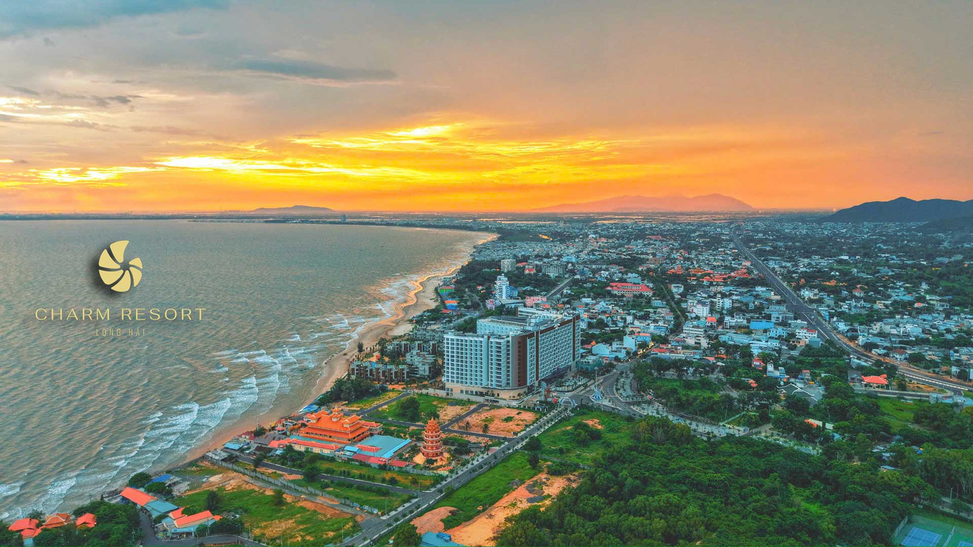 Charm Long Hải Resort